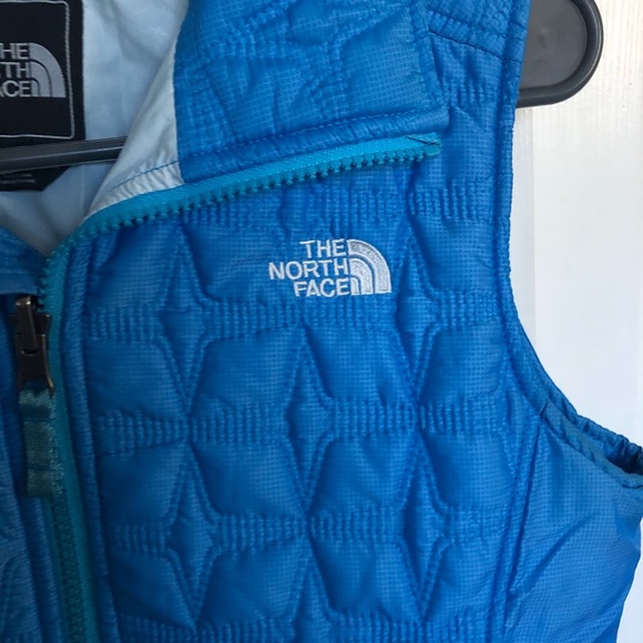 North Face vest size Xsmall - Picture 2 of 5